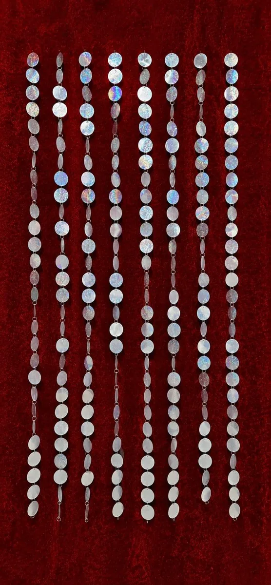 DECORATIVE GILTER HANGINGS 02