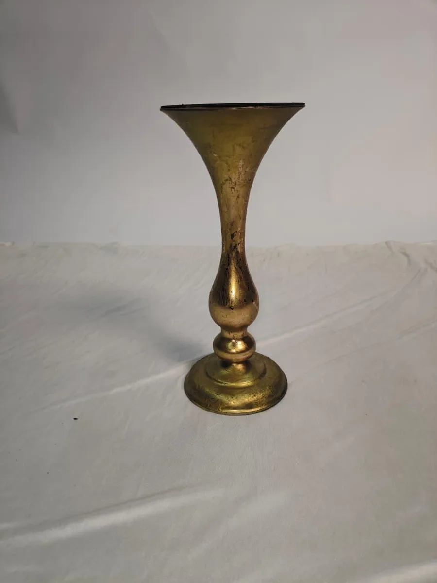 CONICAL VASE