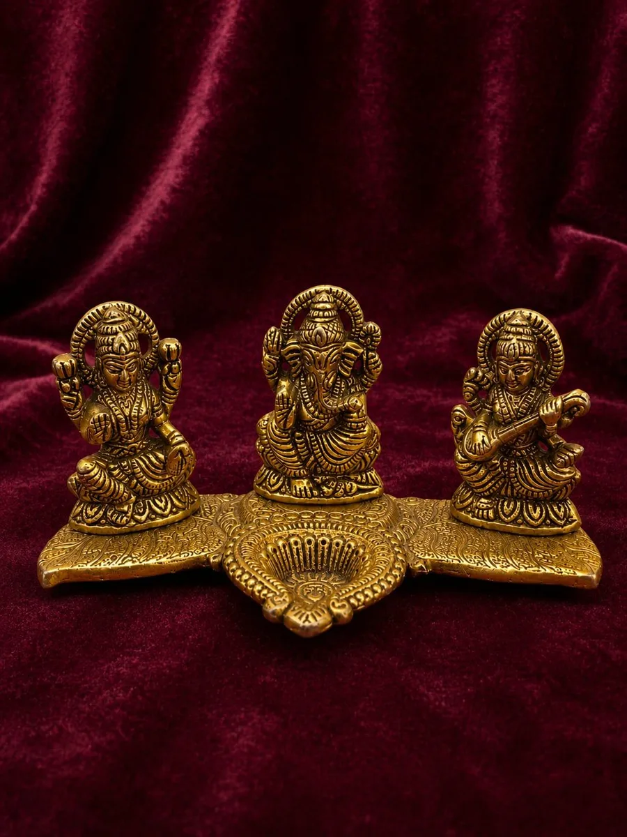 GANESH SARASWATHY IDOL