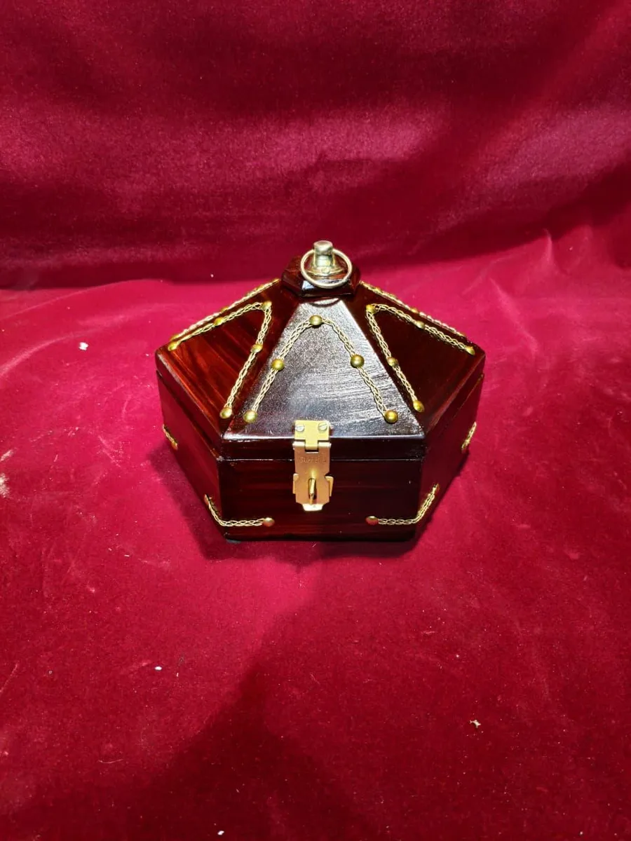 HEXAGON WOODEN ANTIQUE JEWEL BOX 19cm