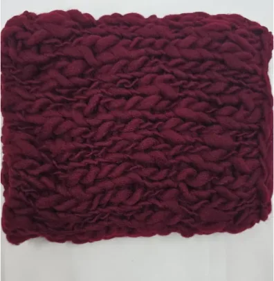 MAROON CHUNKY LAYER CLOTH