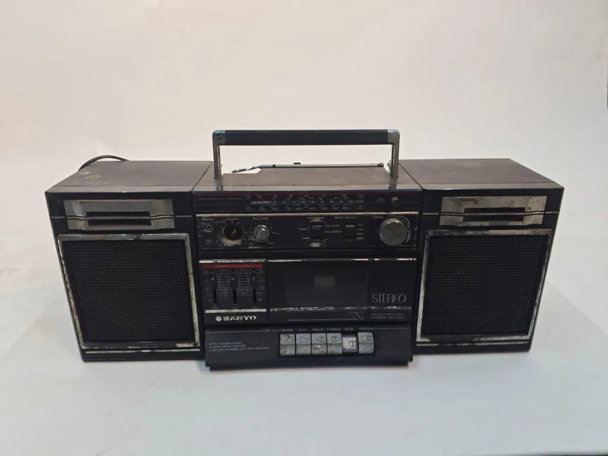 RADIO