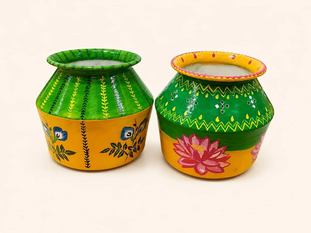 HAND PAINTED HALDI POTS 01