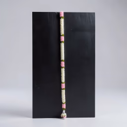 Mala white & pink 6 ft