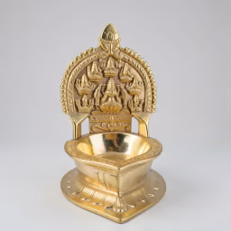 Lakshmi vilakku big